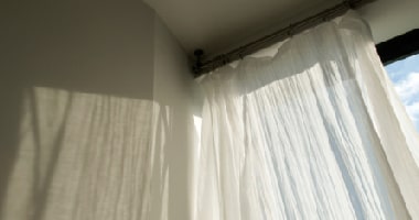 Stain removal from Curtains